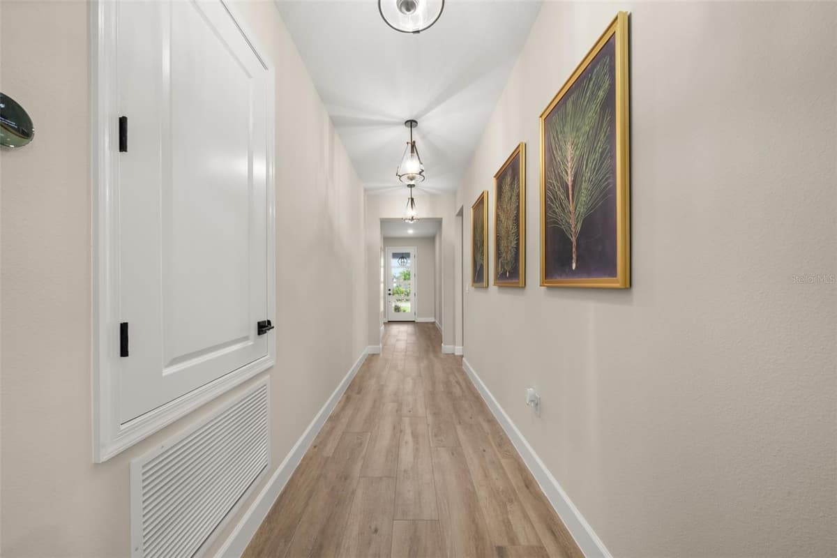 4659 MIGNON DRIVE — photo 5 of 74