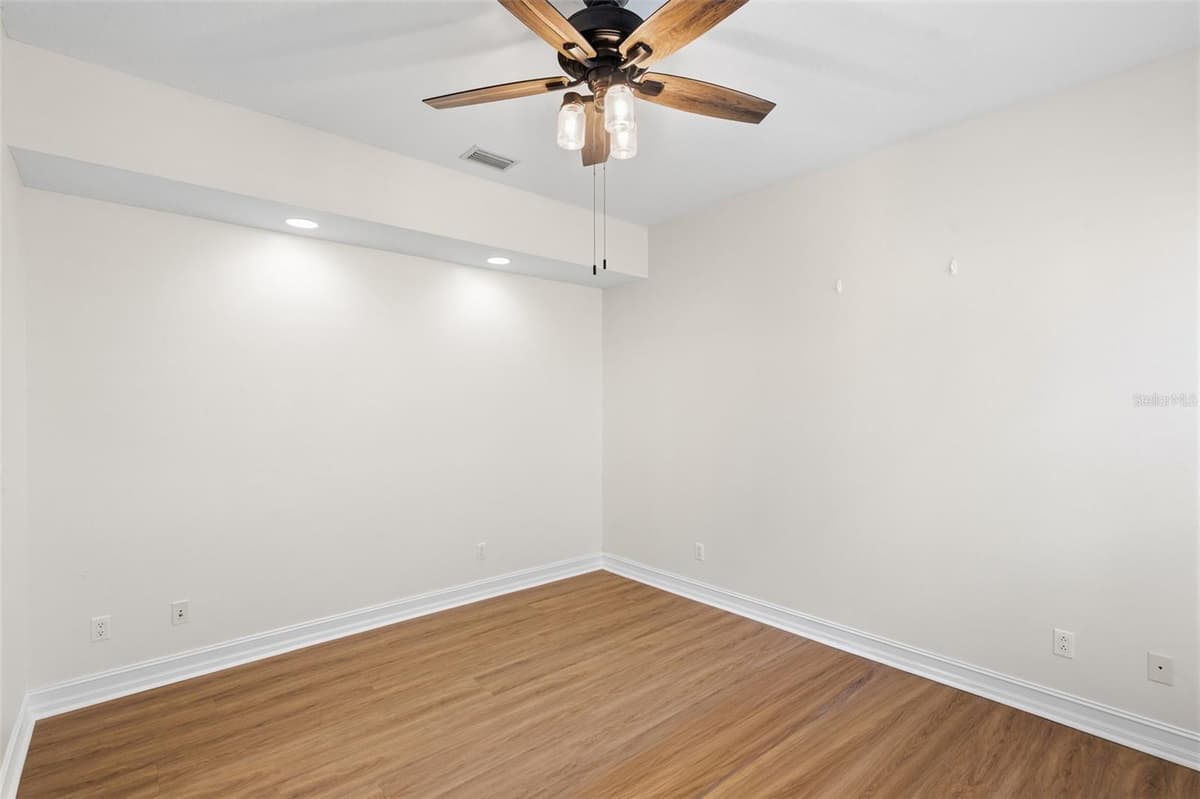 9985 SAGO POINT DRIVE — photo 31 of 62