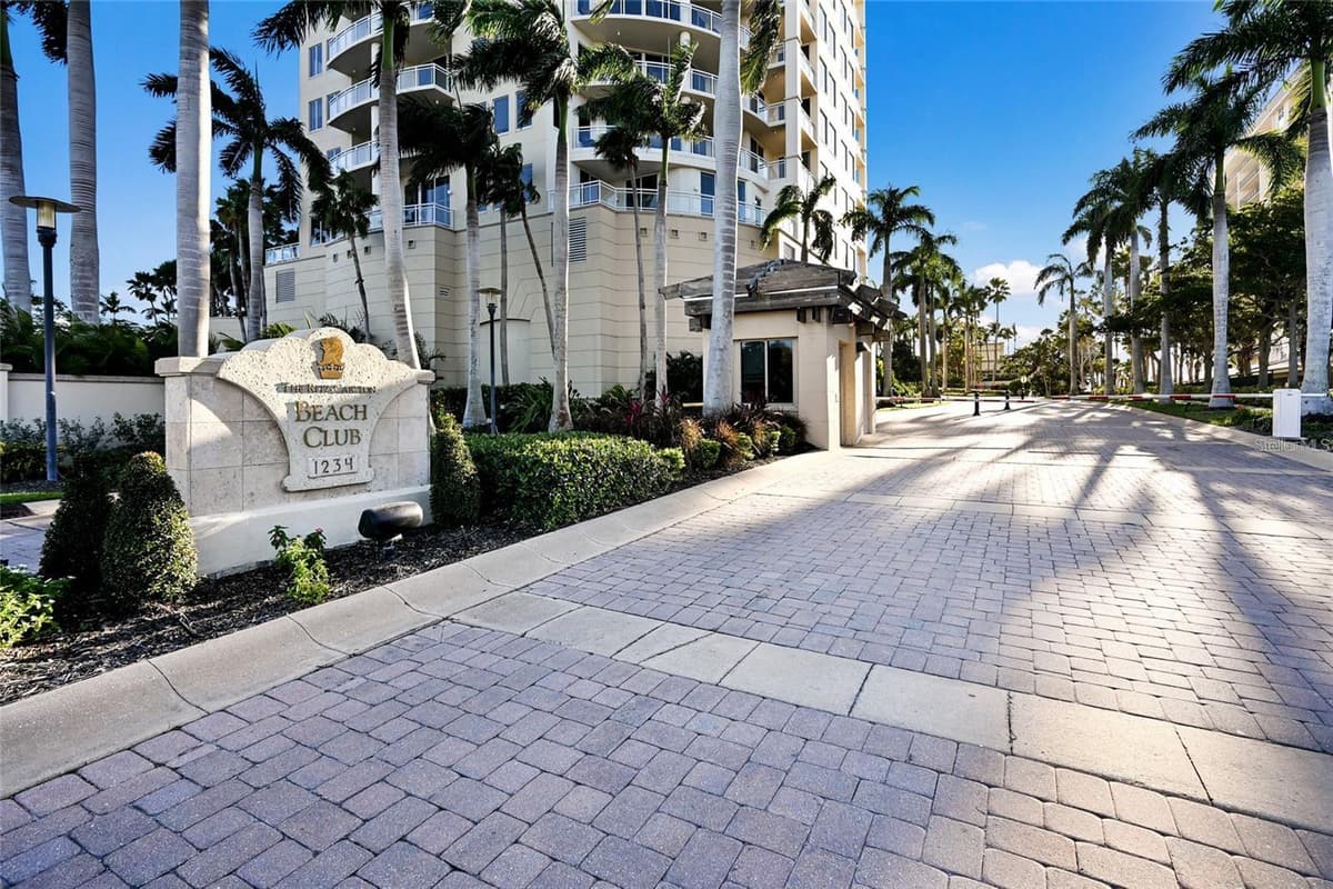 1300 BENJAMIN FRANKLIN DRIVE — photo 68 of 91