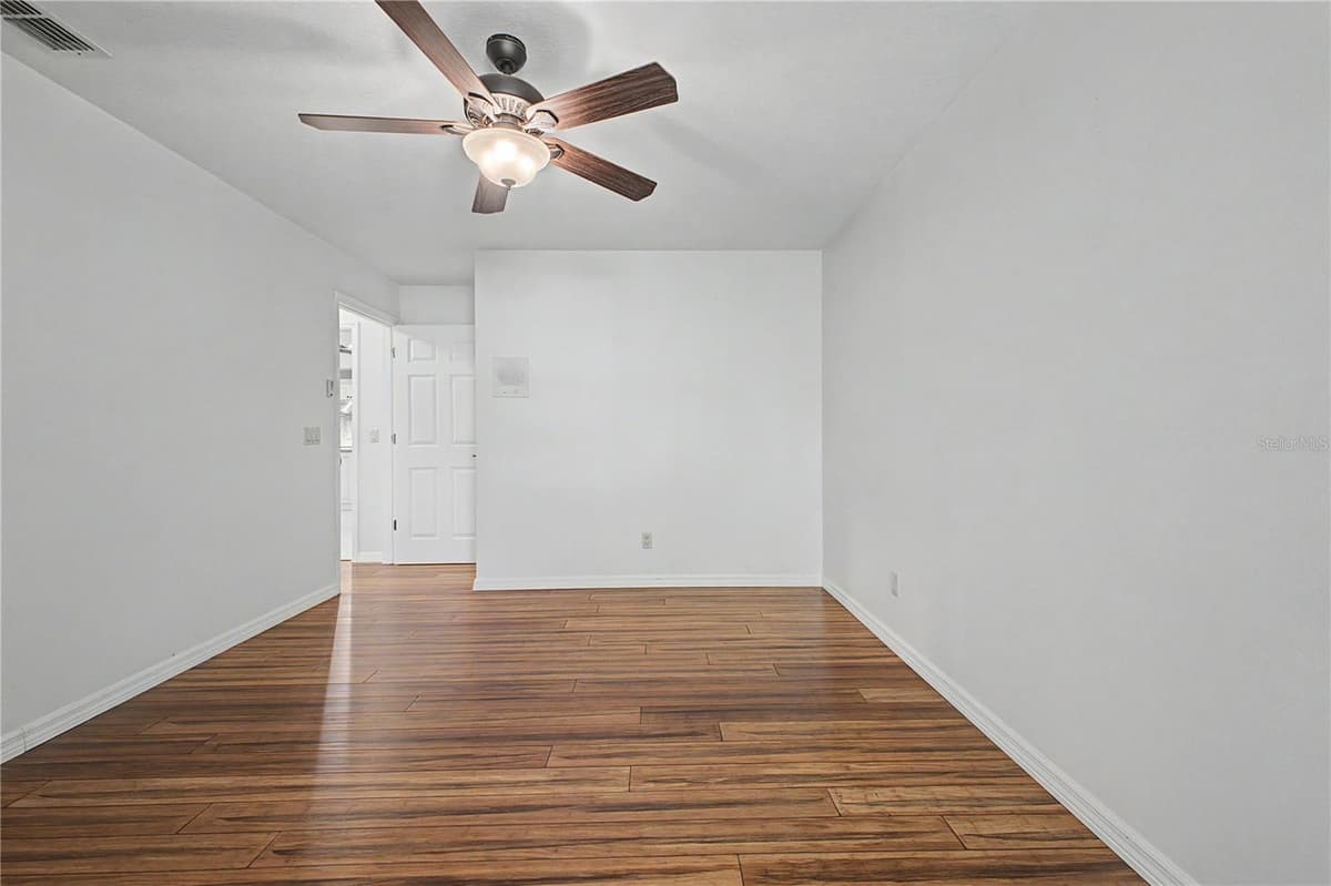 1154 TRIPLE CROWN LOOP — photo 43 of 82