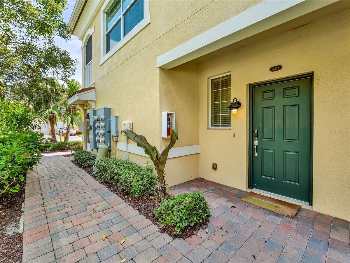 4213 EXPEDITION WAY — photo 3 of 39