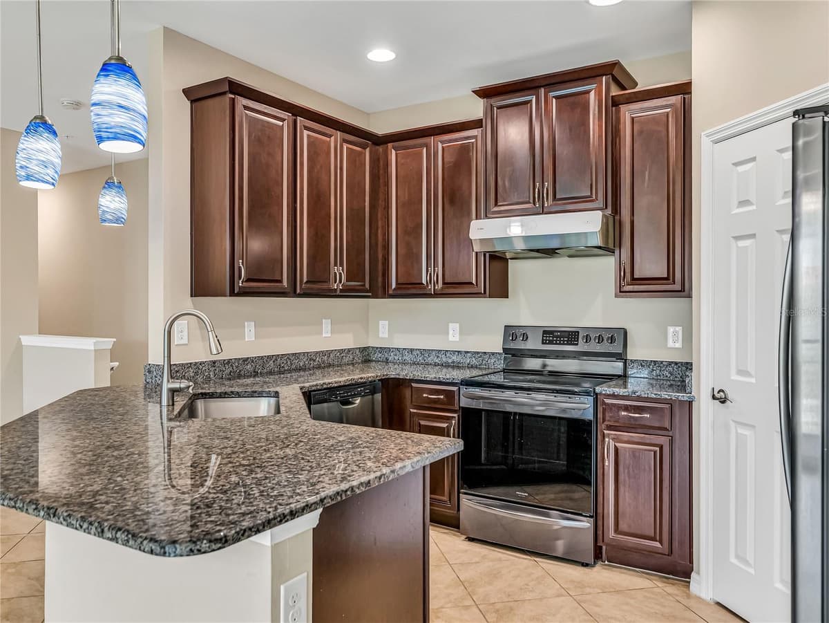 4213 EXPEDITION WAY — photo 8 of 39