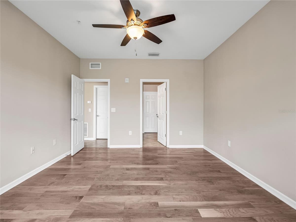 4213 EXPEDITION WAY — photo 13 of 39