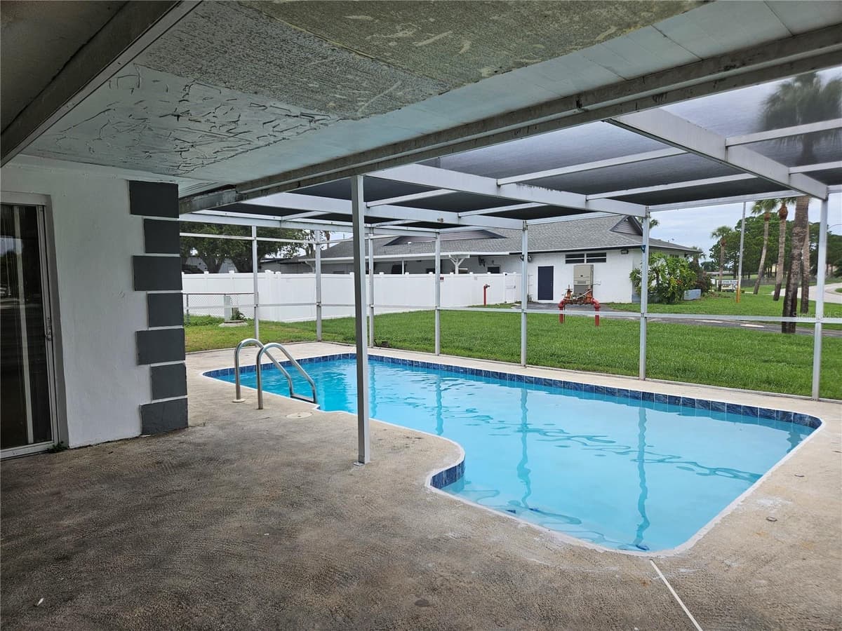 6945 TWILITE DRIVE — photo 44 of 46