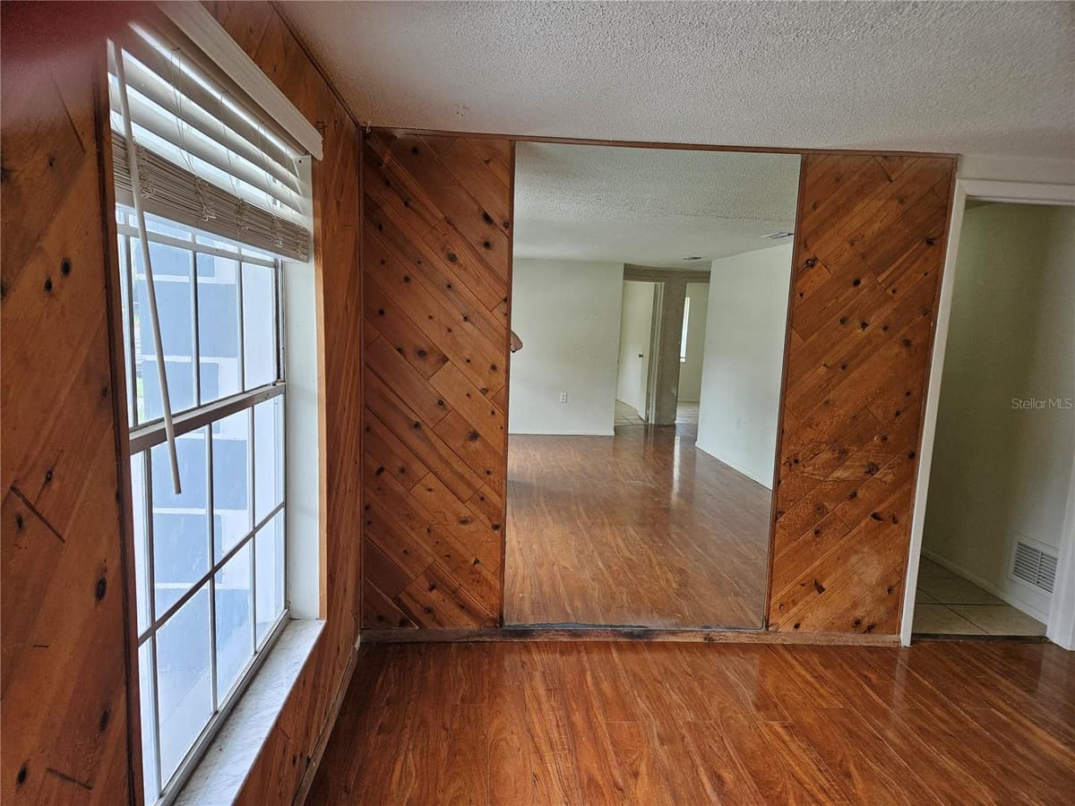 6945 TWILITE DRIVE — photo 34 of 46