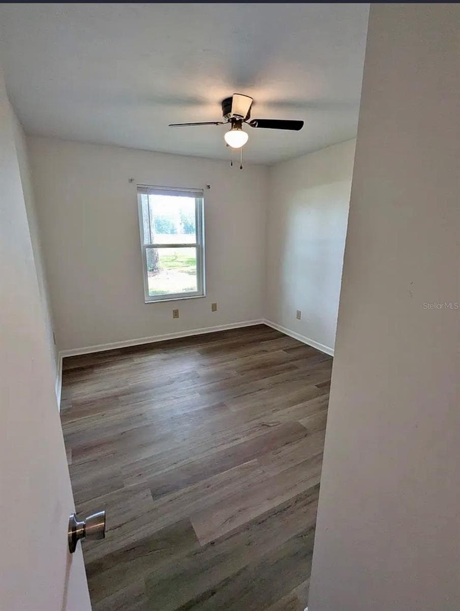 507 GOVERNOR AVENUE — photo 12 of 23