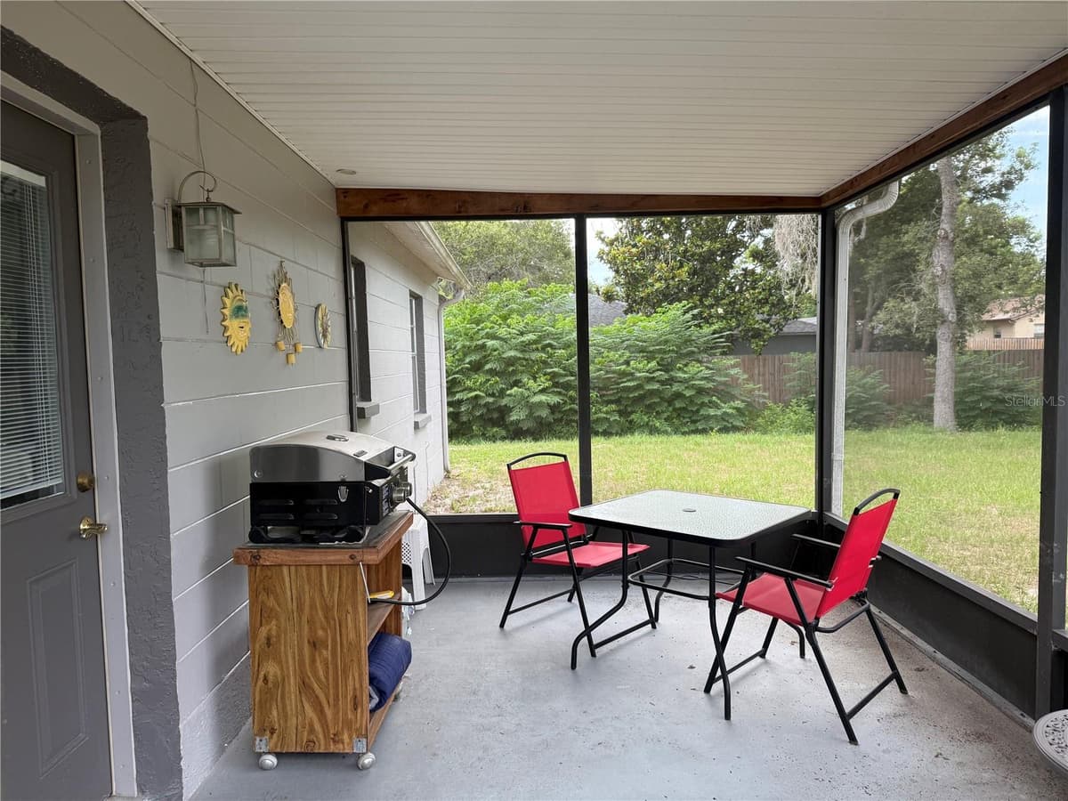 12131 ROCKFORD STREET — photo 36 of 39