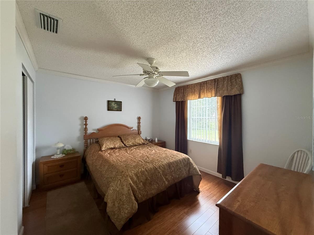 12131 ROCKFORD STREET — photo 15 of 39