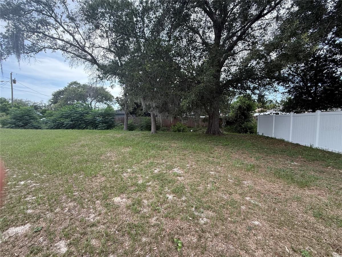 12131 ROCKFORD STREET — photo 31 of 39