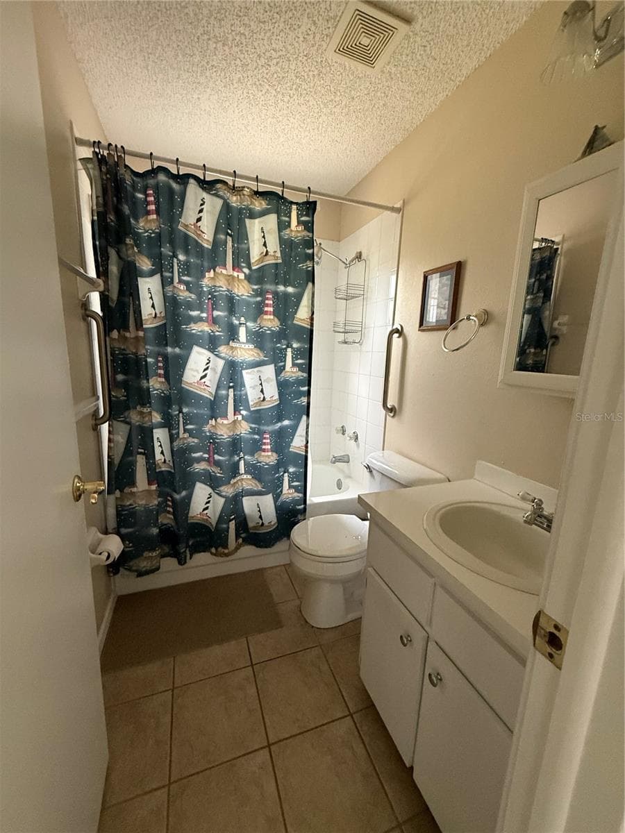 12131 ROCKFORD STREET — photo 18 of 39
