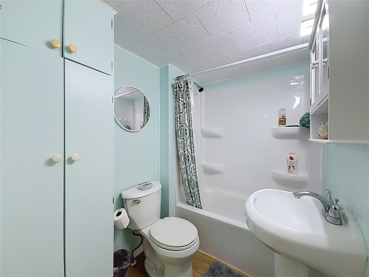 12674 SEMINOLE BOULEVARD — photo 19 of 21