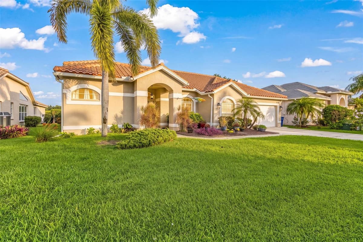 12808 VISTA PINE CIRCLE — photo 3 of 43
