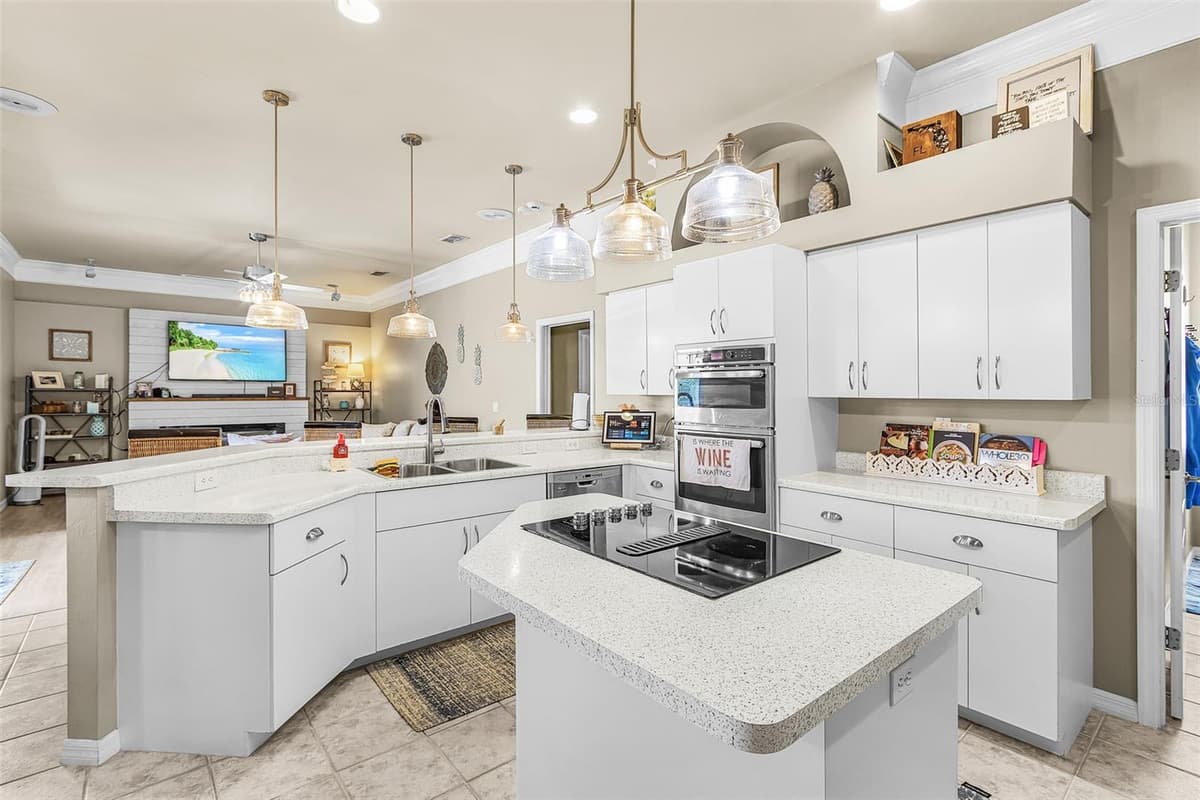 12808 VISTA PINE CIRCLE — photo 11 of 43