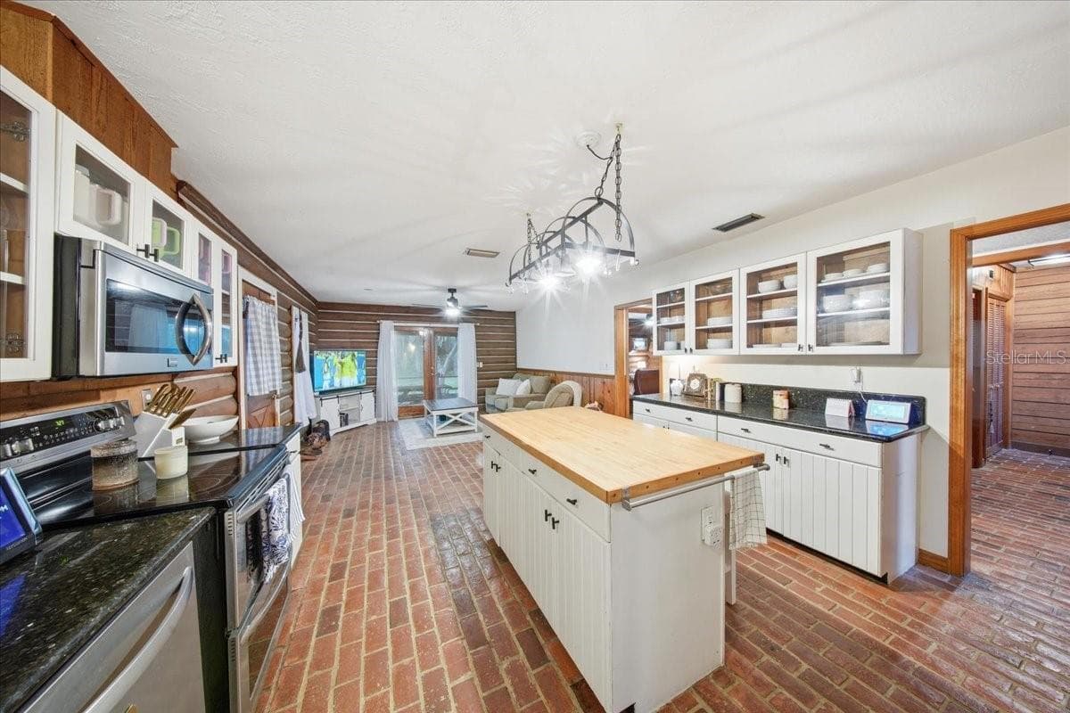 1630 STILLMEADOW ROAD — photo 44 of 100