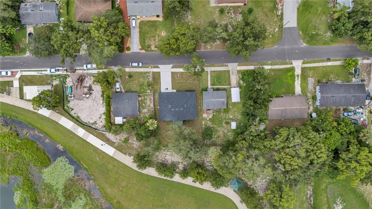 379 ORANGE AVENUE — photo 7 of 32