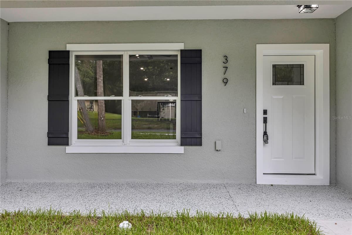 379 ORANGE AVENUE — photo 10 of 32