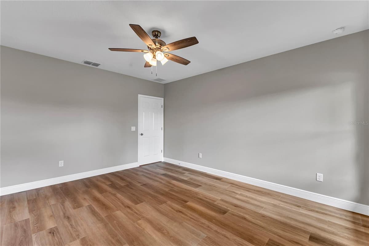 379 ORANGE AVENUE — photo 20 of 32