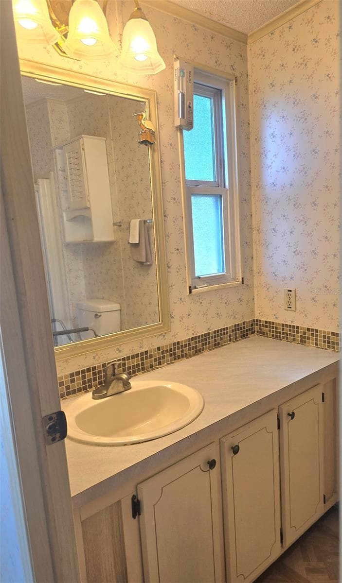 379 TOWNBRIDGE DRIVE — photo 13 of 22