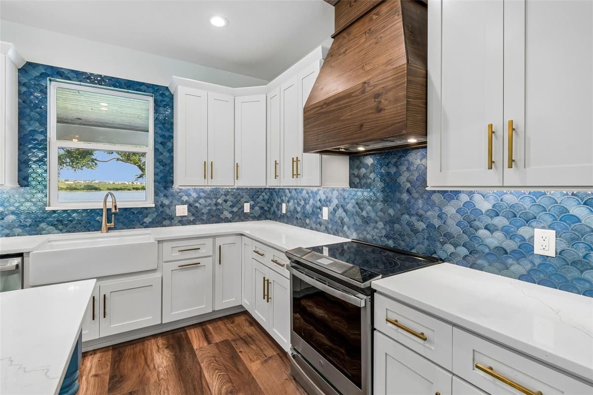 5683 OLD BERKLEY ROAD — photo 14 of 100