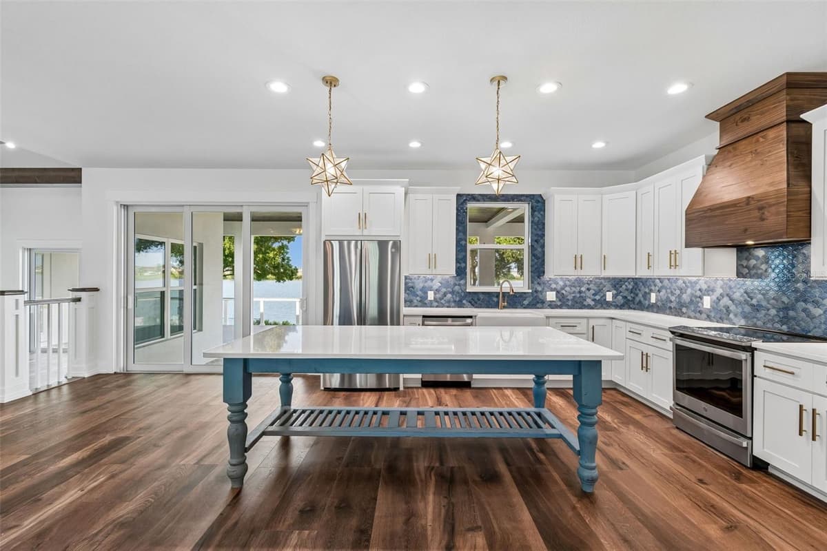 5683 OLD BERKLEY ROAD — photo 9 of 100