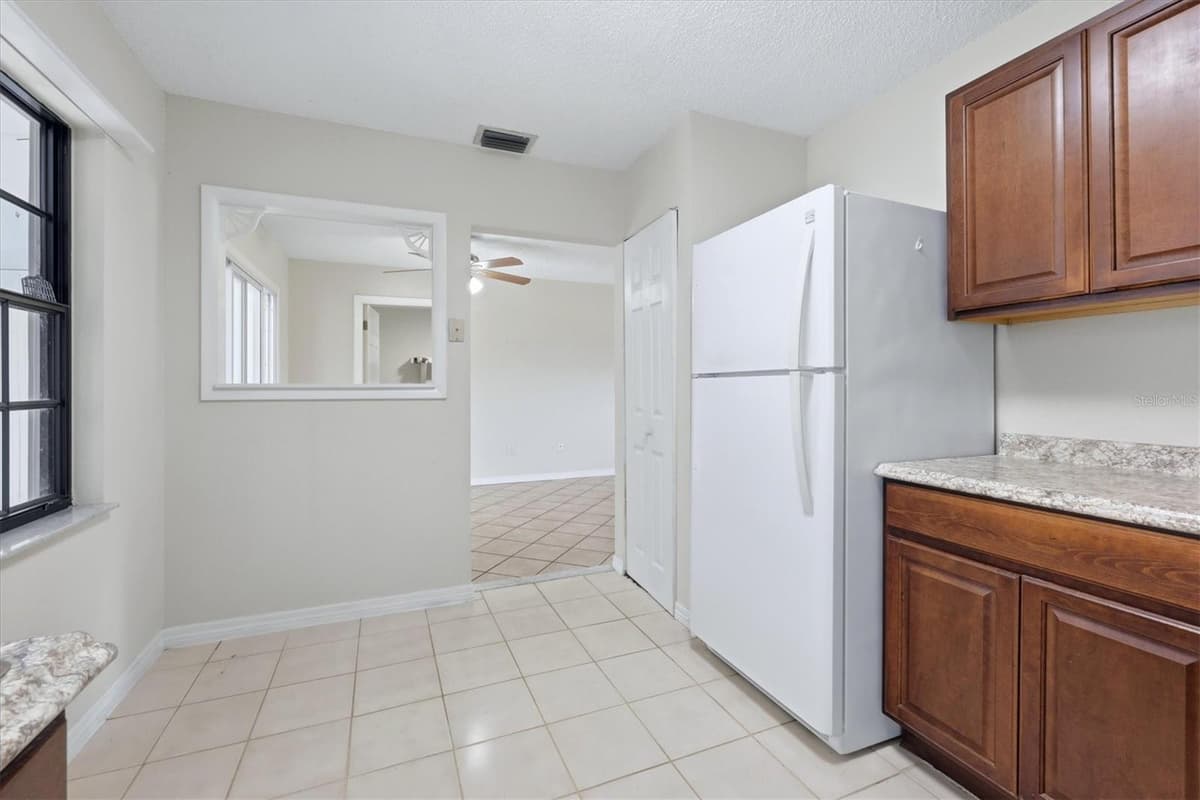 3750 ABA LANE — photo 15 of 46