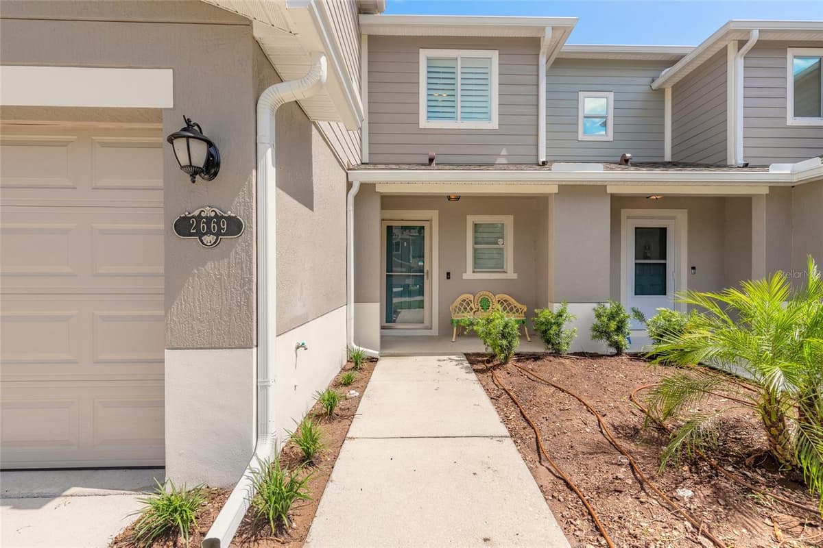 2669 SICILY DRIVE — photo 4 of 41