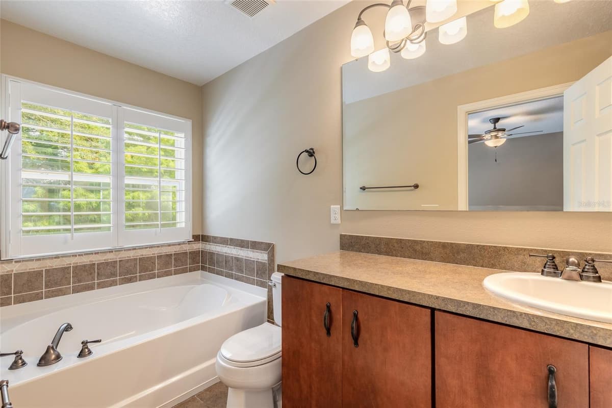 2669 SICILY DRIVE — photo 18 of 41