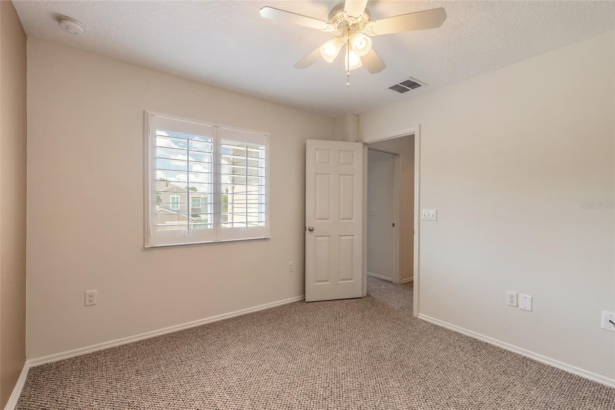 2669 SICILY DRIVE — photo 22 of 41