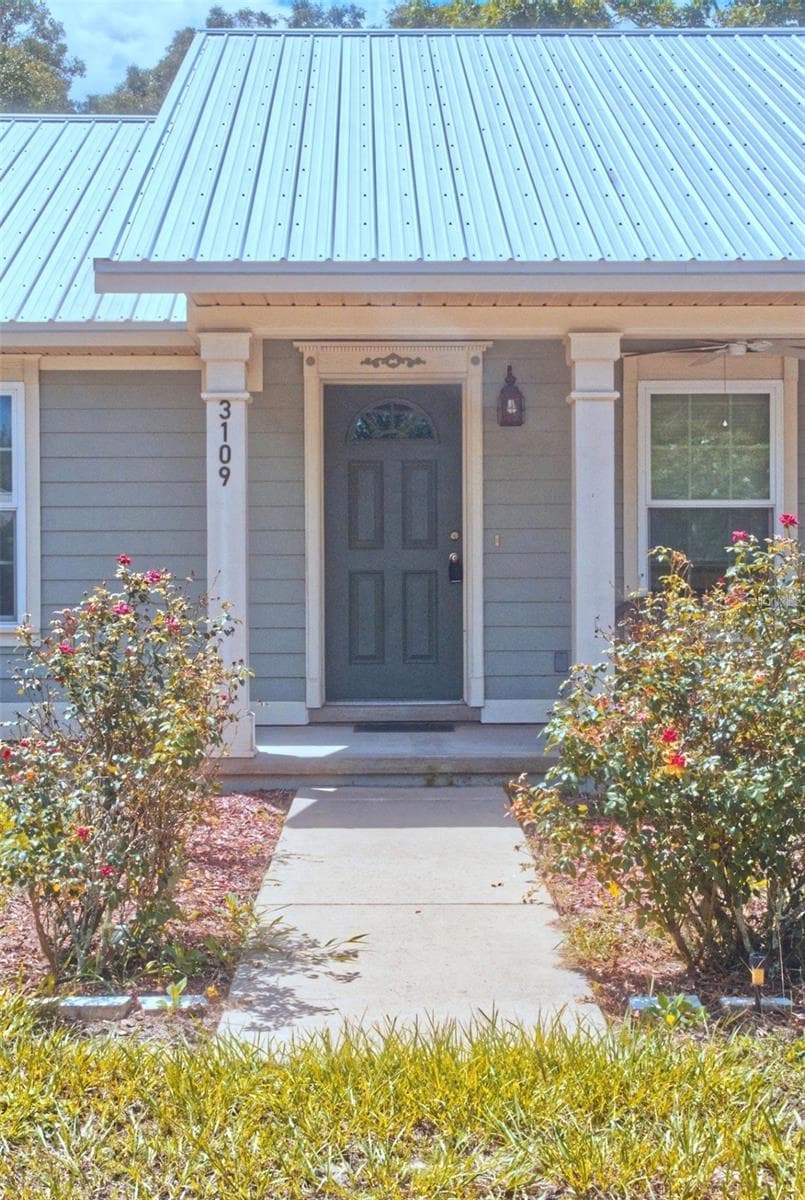 3109 BRYANT AVENUE — photo 4 of 26