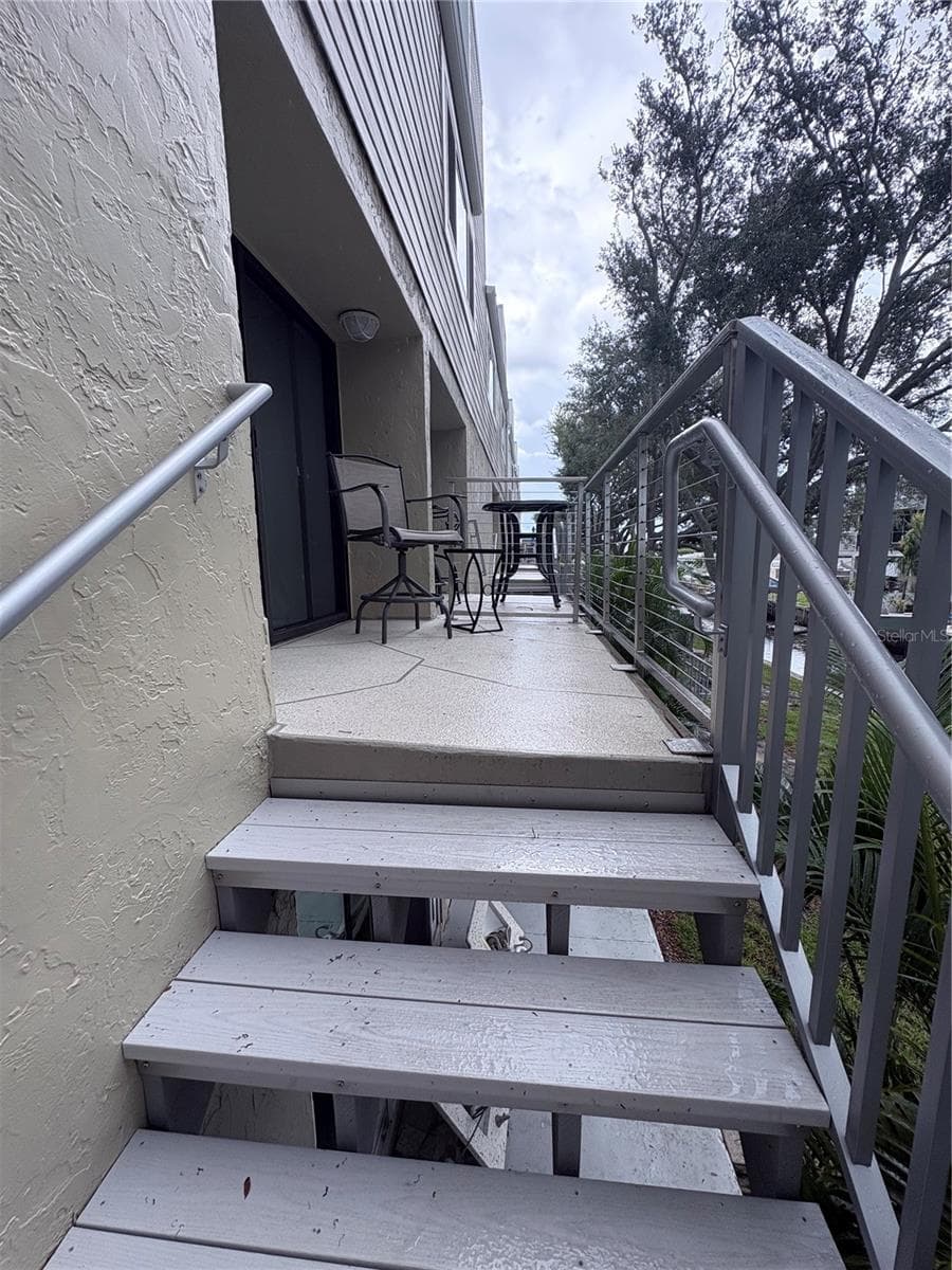 433 PAULA DRIVE — photo 34 of 38