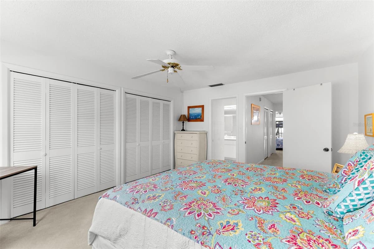433 PAULA DRIVE — photo 19 of 38