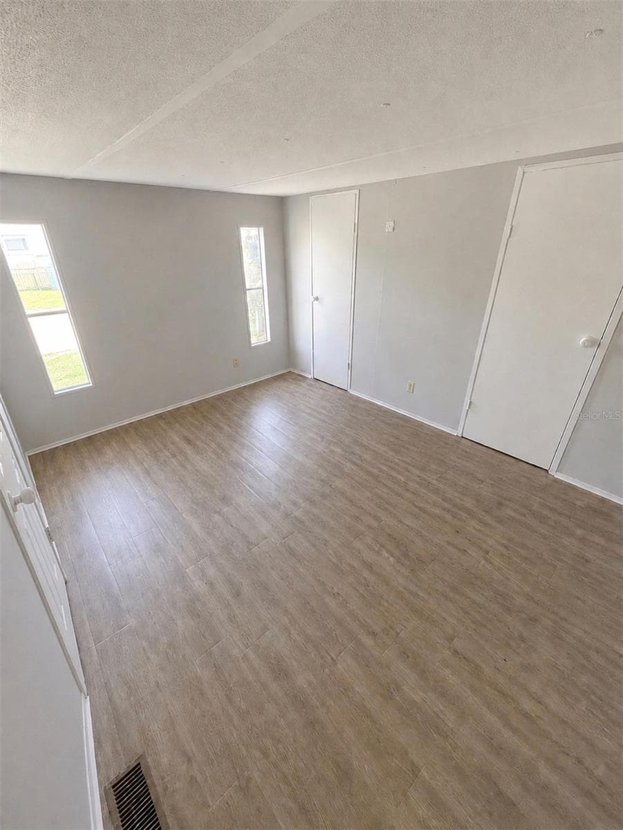 35 SUNSET CIRCLE — photo 5 of 10