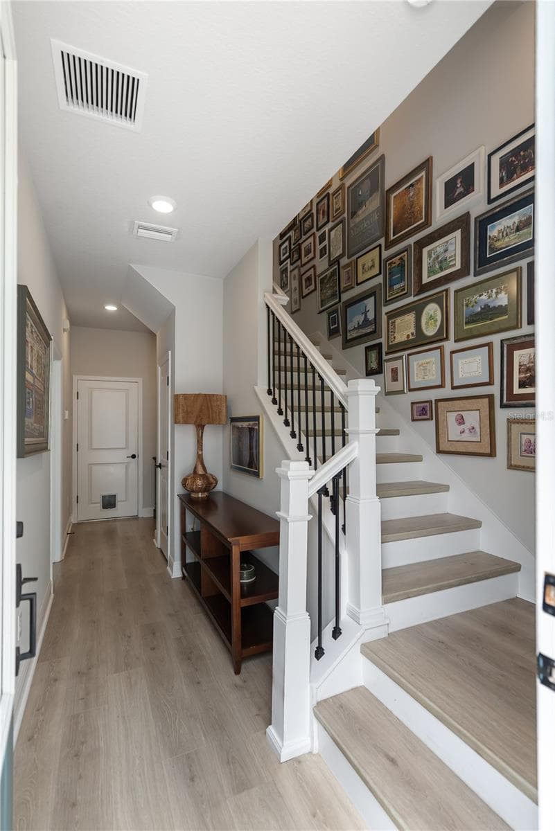 2501 BOONE COURT — photo 3 of 55