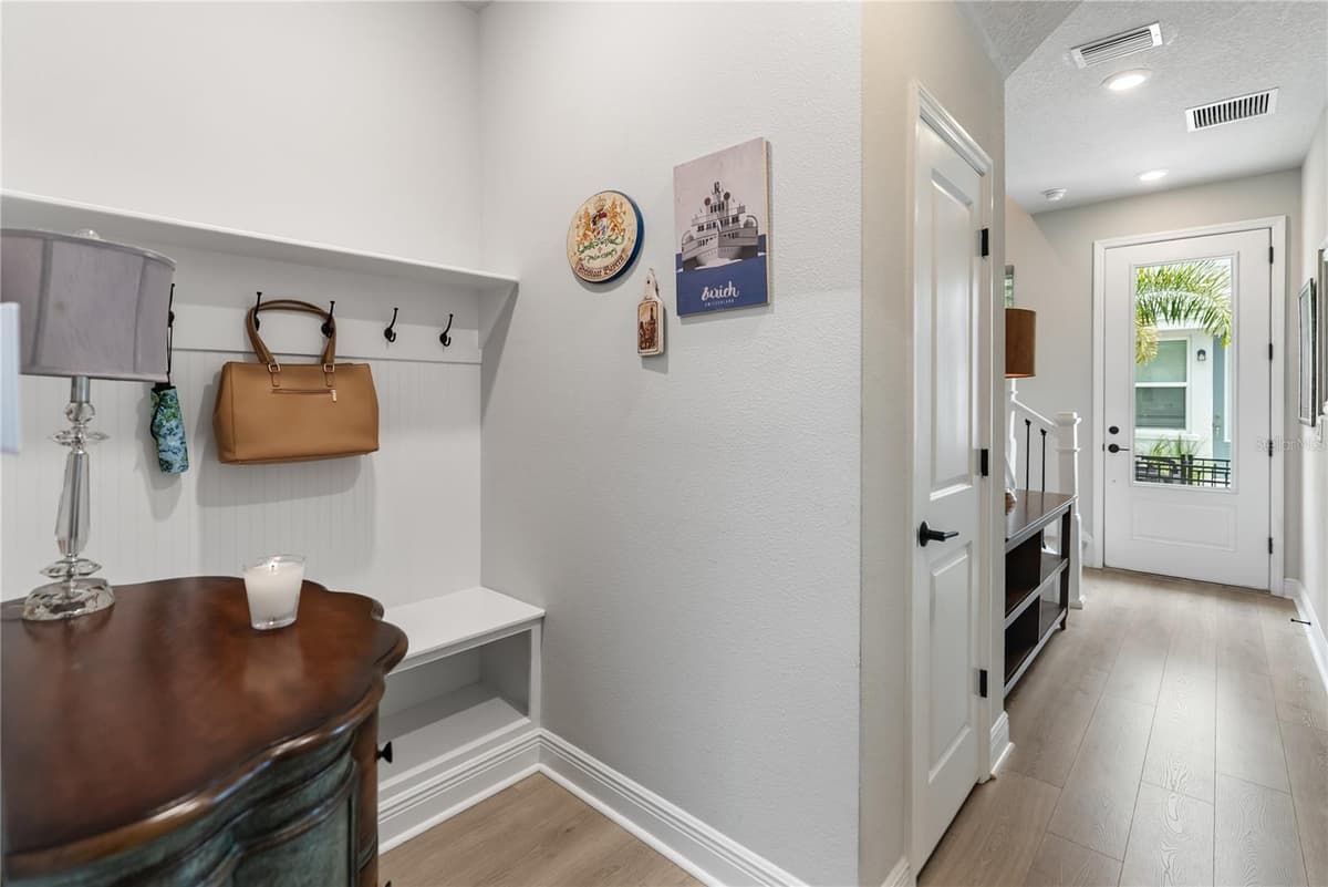 2501 BOONE COURT — photo 34 of 55