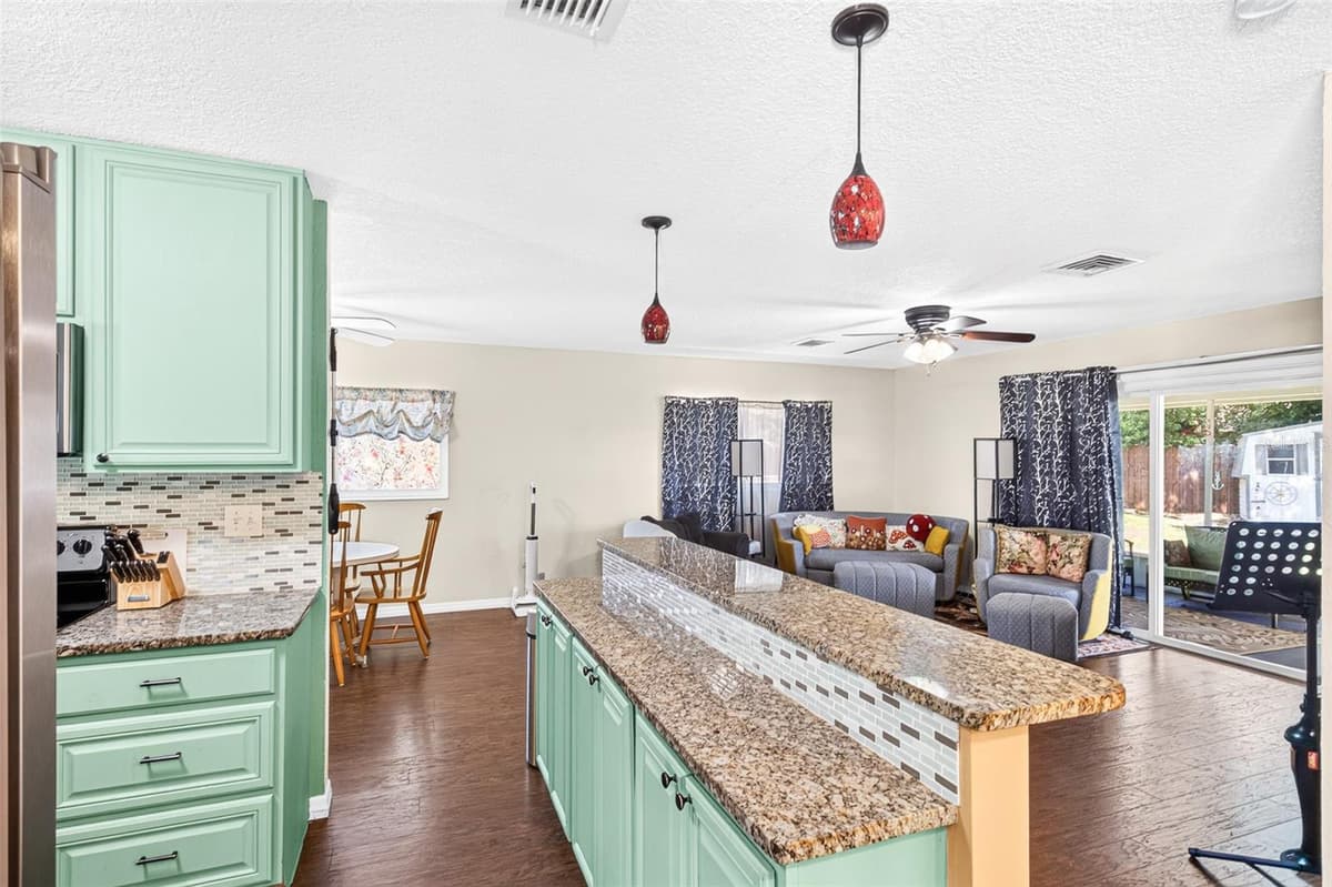 2021 OLIVER PLACE — photo 6 of 45