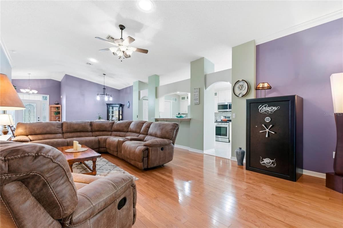 842 OLD OAKS LANE — photo 9 of 56