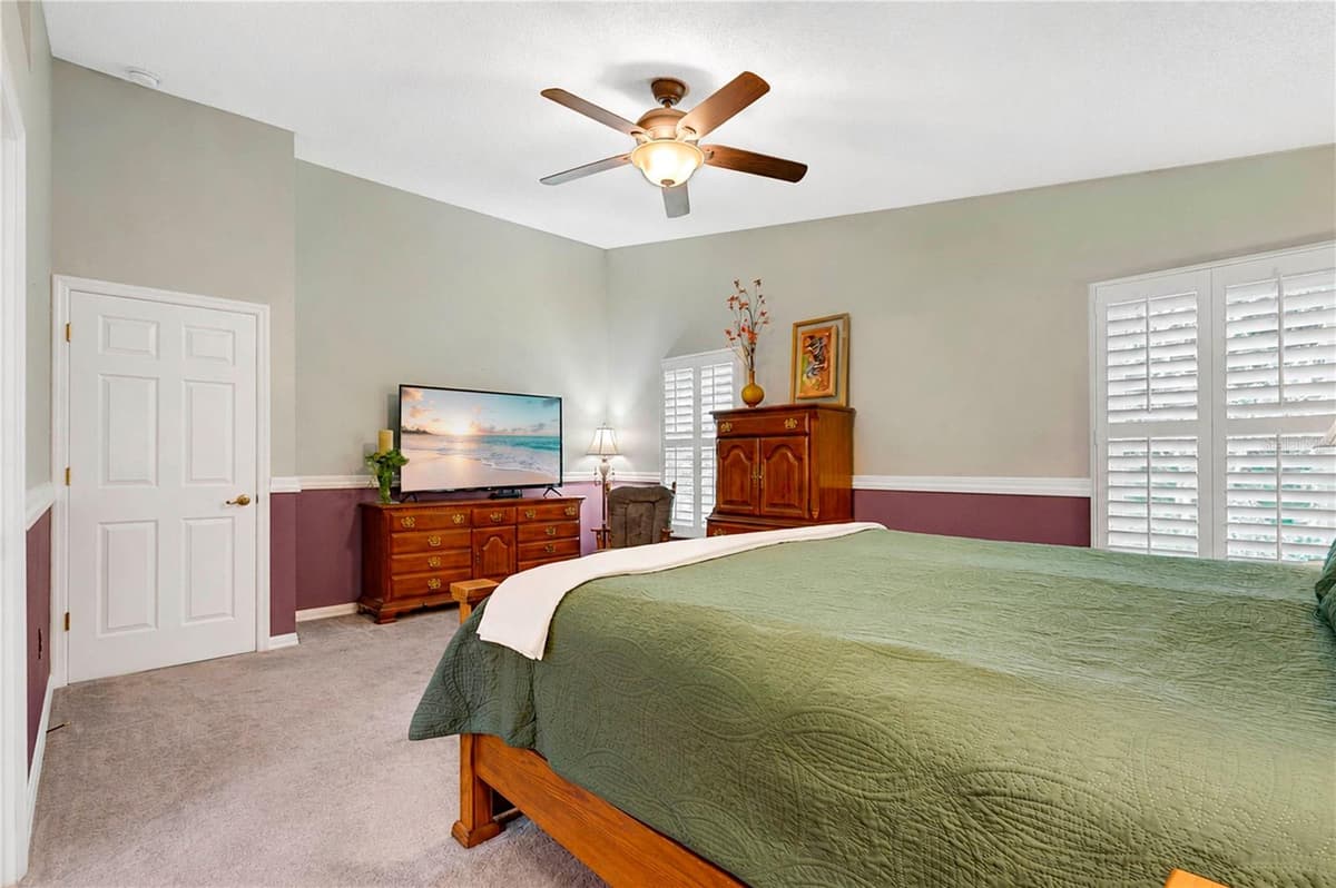 842 OLD OAKS LANE — photo 17 of 56