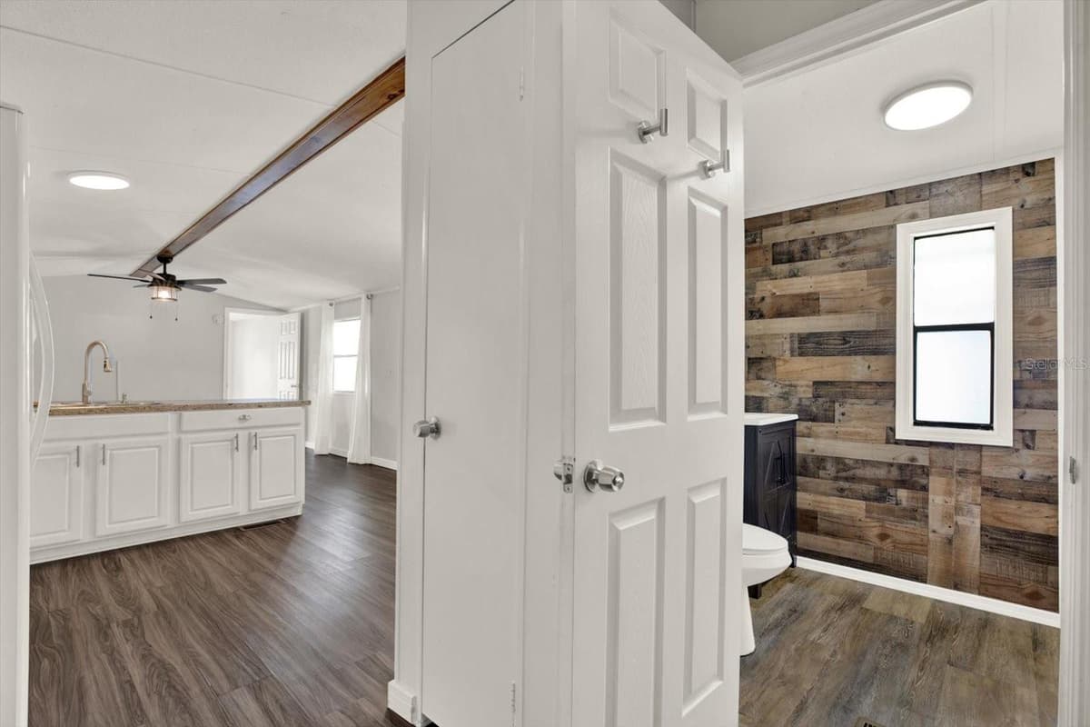 34421 COUNTRYSIDE DRIVE — photo 10 of 30