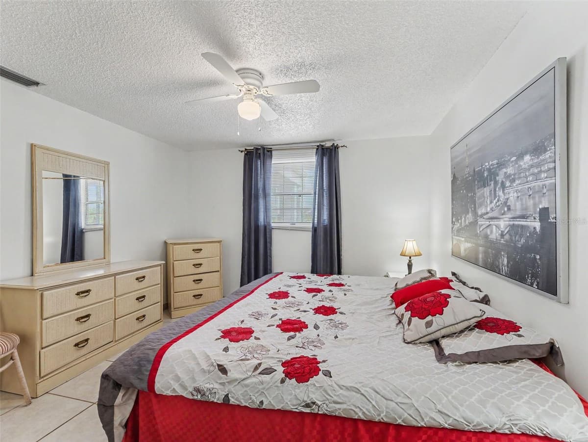 6340 PROVIDENCE CIRCLE — photo 10 of 13
