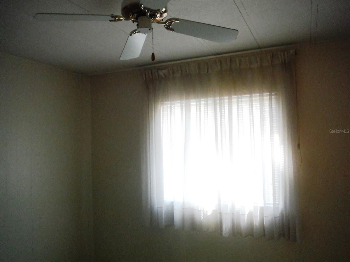 37 HONEY BEAR COURT — photo 10 of 25