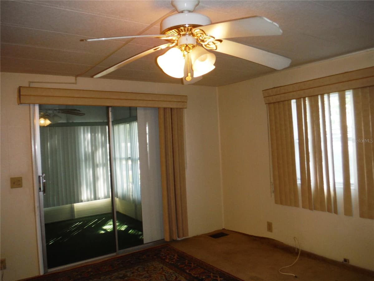 37 HONEY BEAR COURT — photo 4 of 25