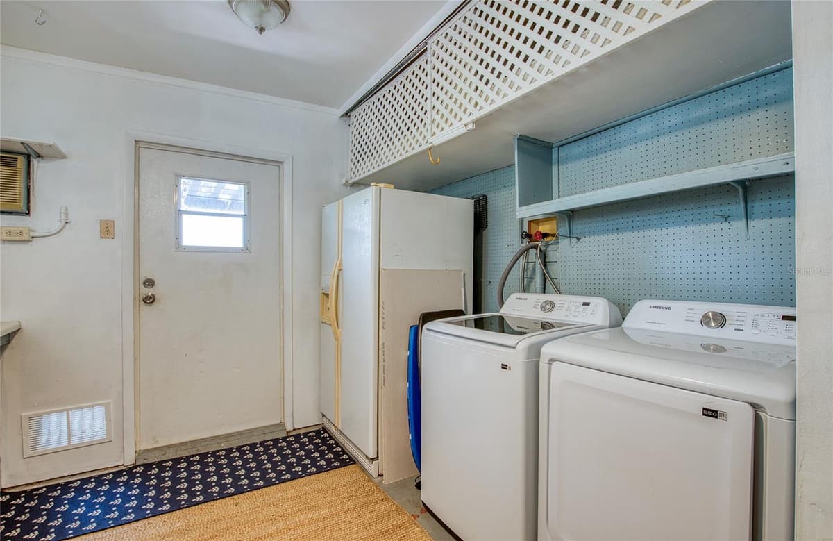 480 TROUT LANE — photo 38 of 62