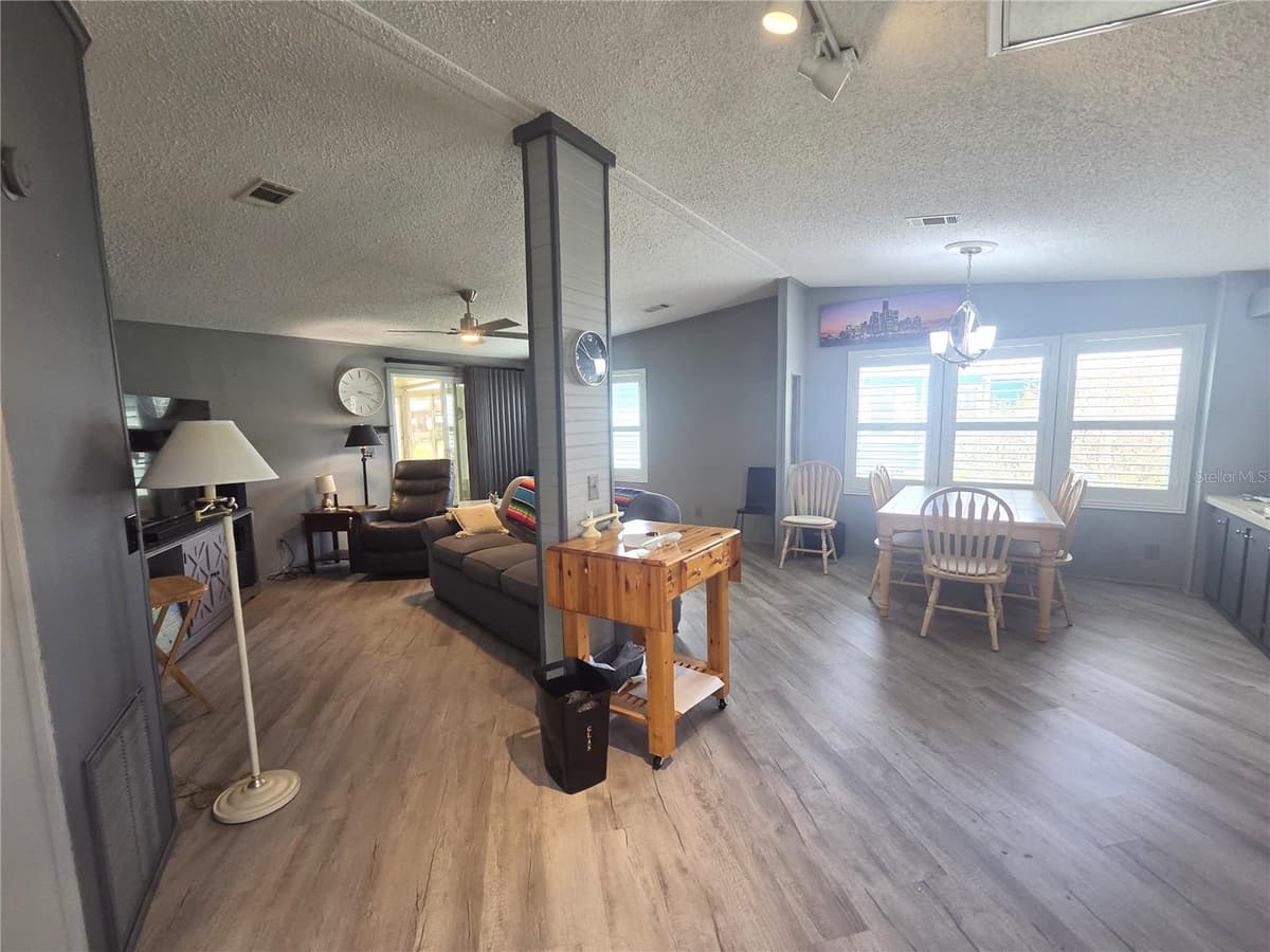 311 TOWNBRIDGE DRIVE — photo 29 of 96