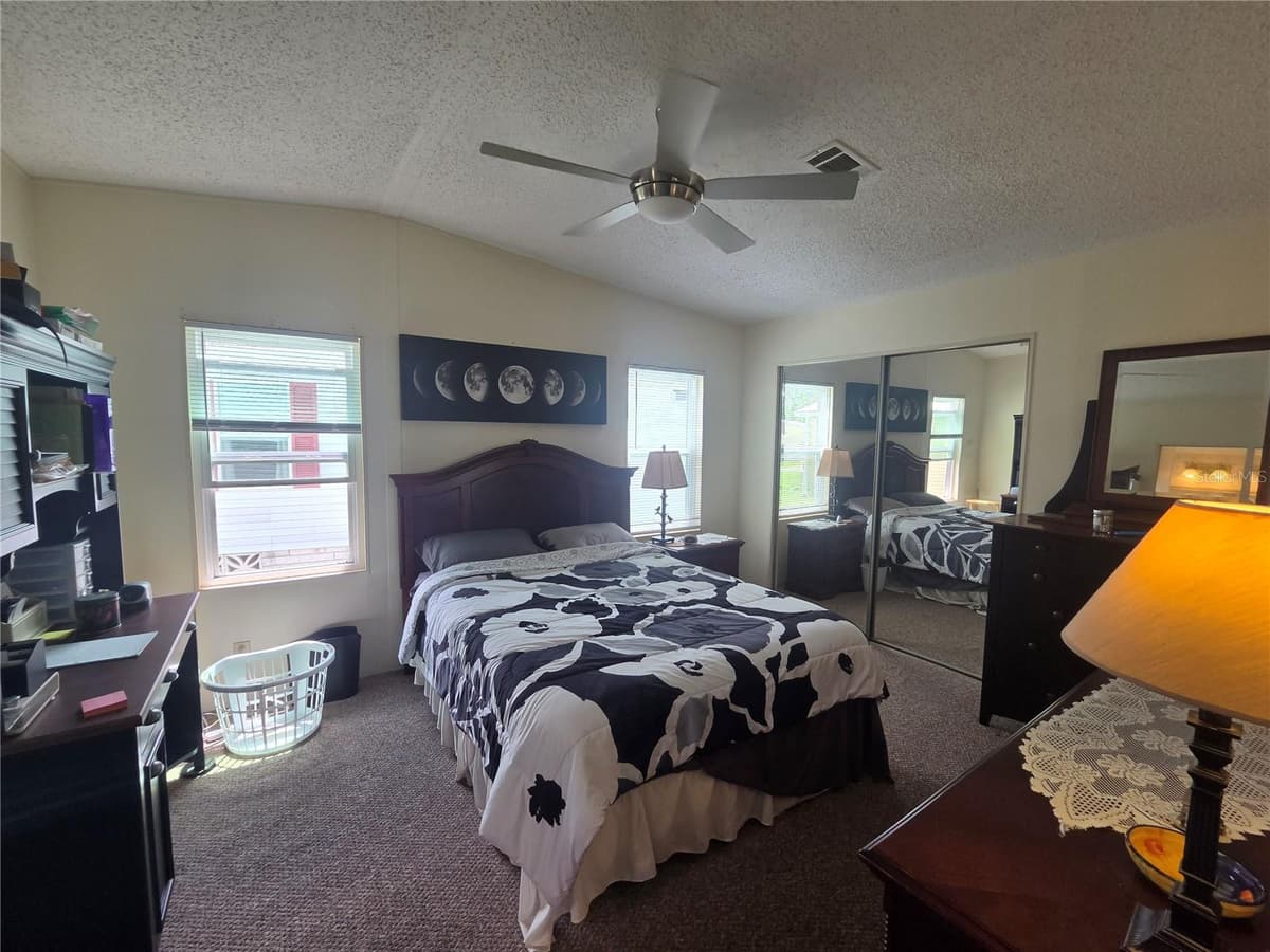 311 TOWNBRIDGE DRIVE — photo 39 of 96