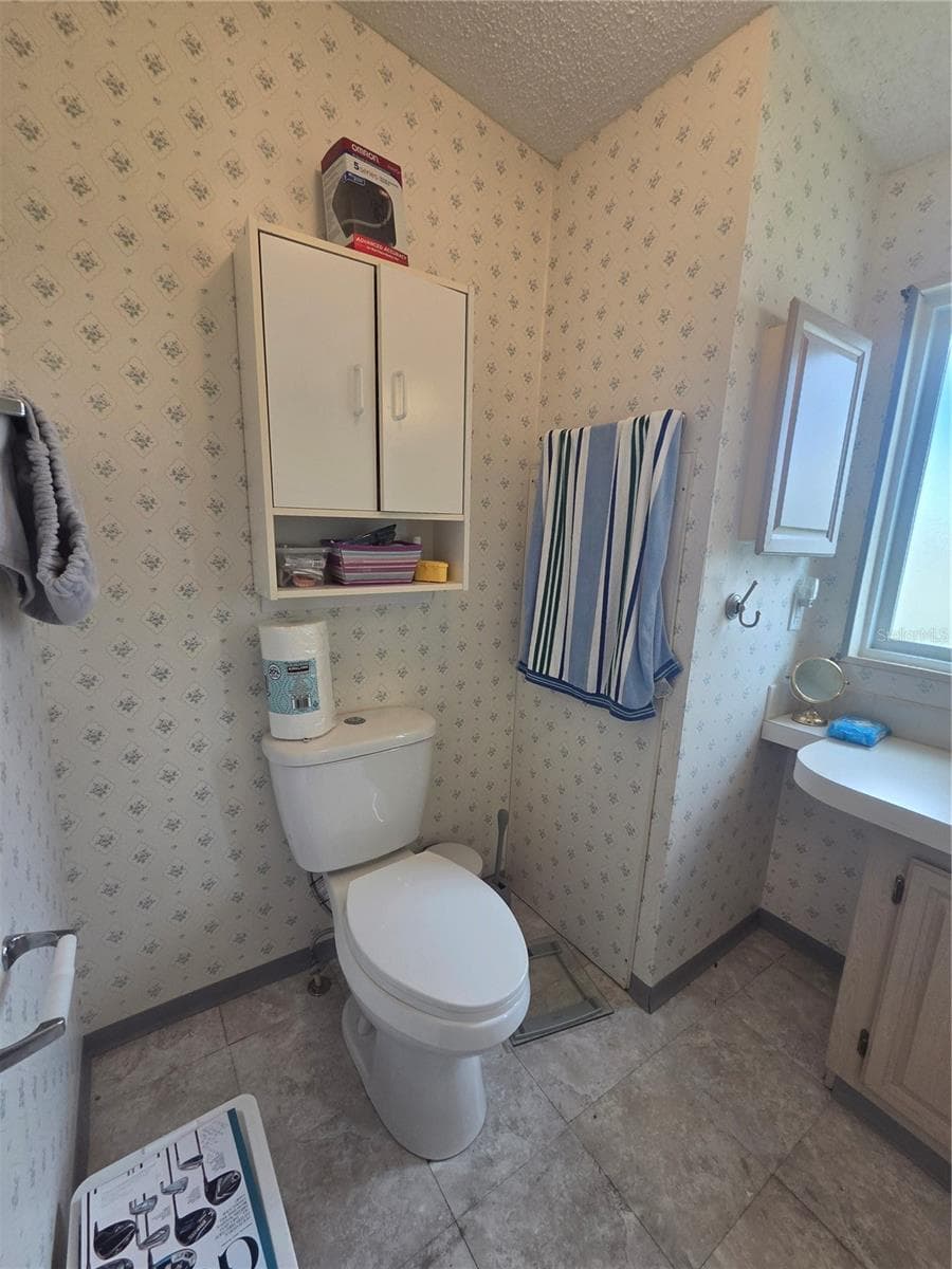 311 TOWNBRIDGE DRIVE — photo 43 of 96