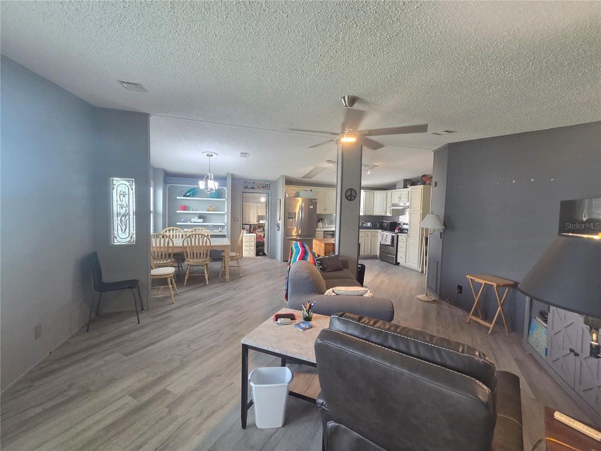 311 TOWNBRIDGE DRIVE — photo 12 of 96