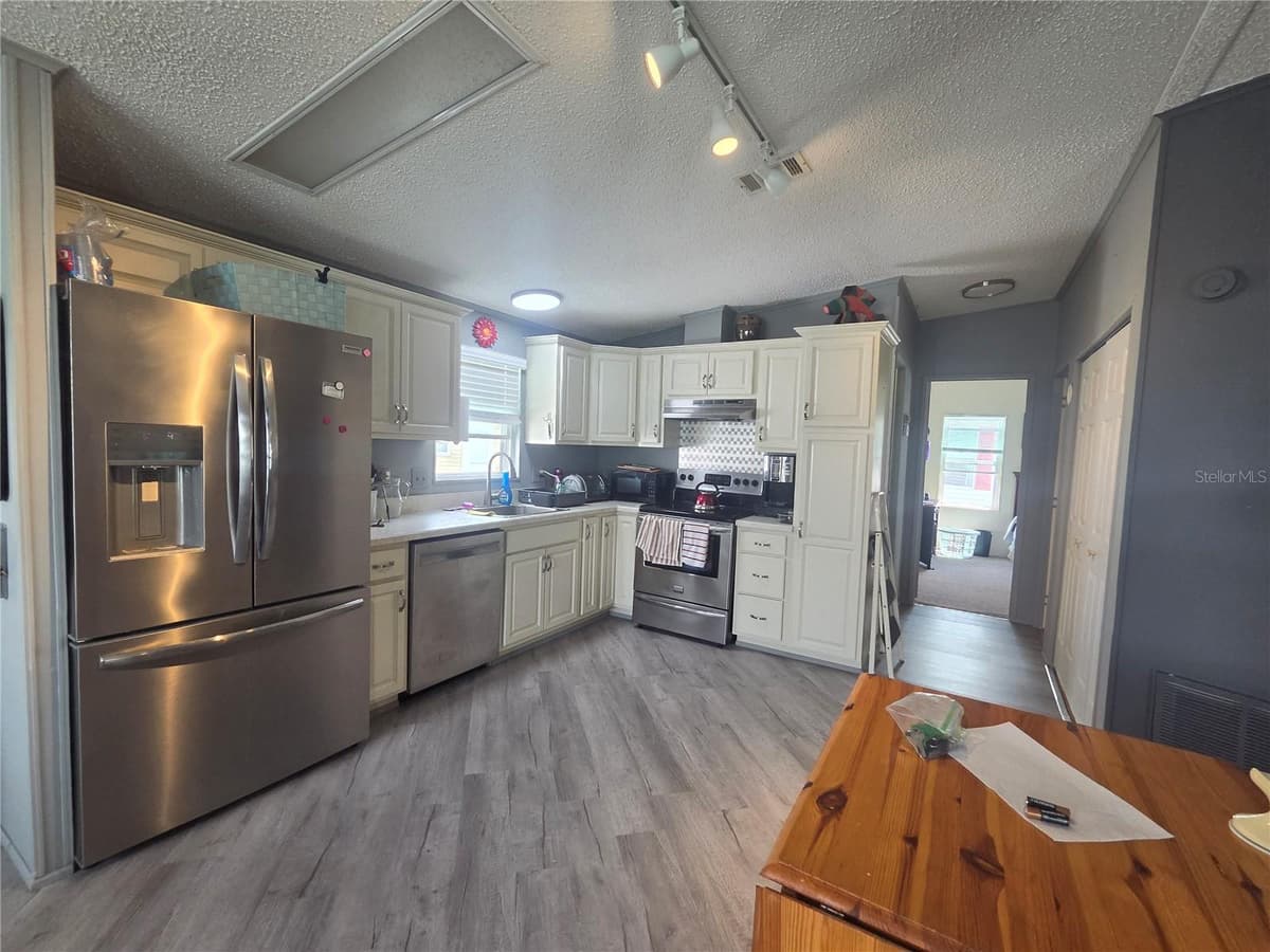 311 TOWNBRIDGE DRIVE — photo 28 of 96