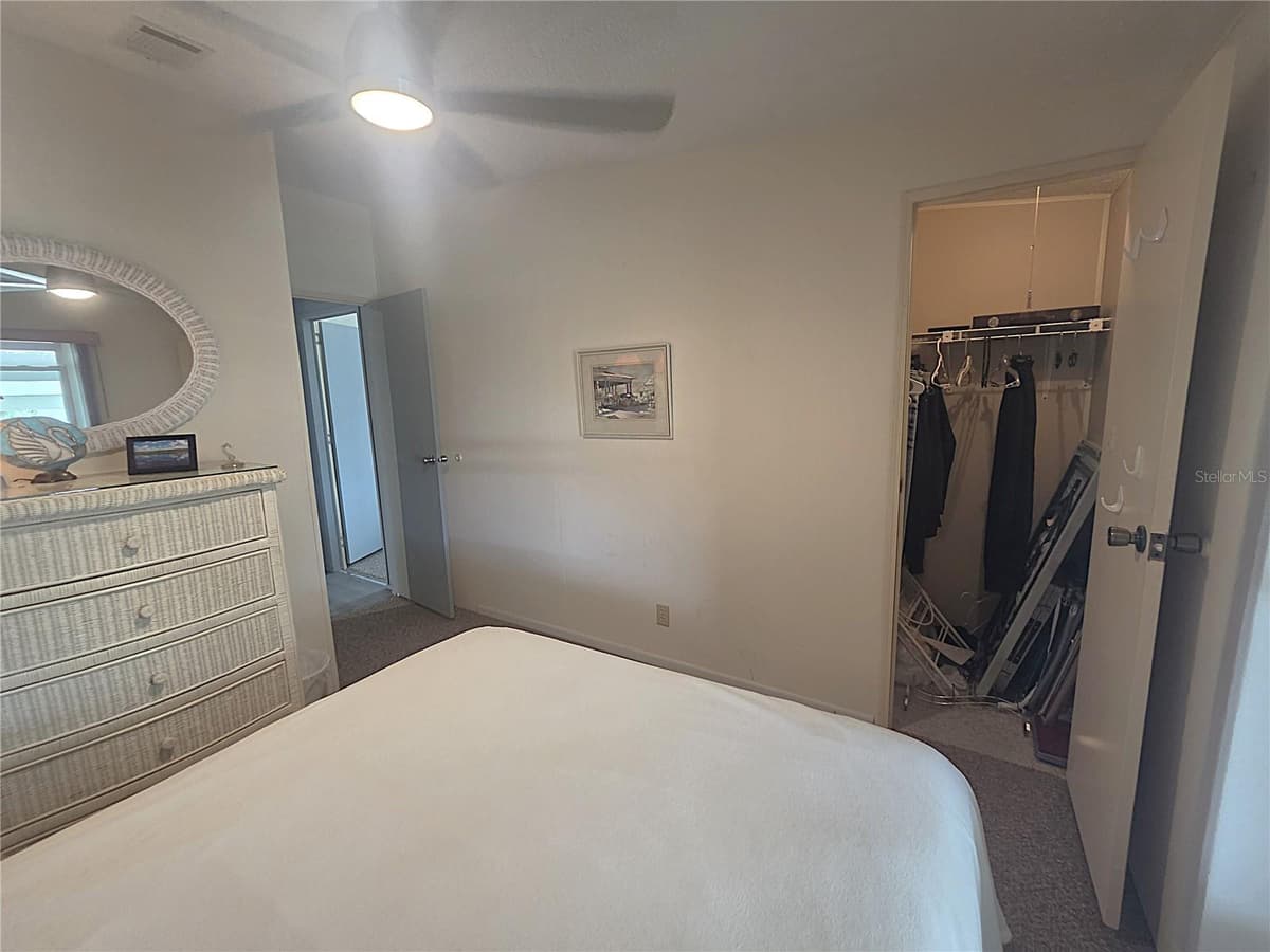 311 TOWNBRIDGE DRIVE — photo 34 of 96