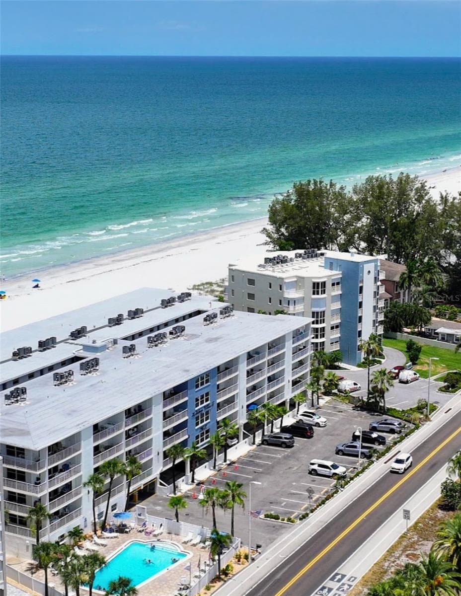 19610 GULF BOULEVARD — photo 48 of 50