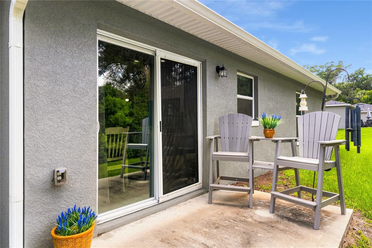351 ELM DRIVE — photo 15 of 20